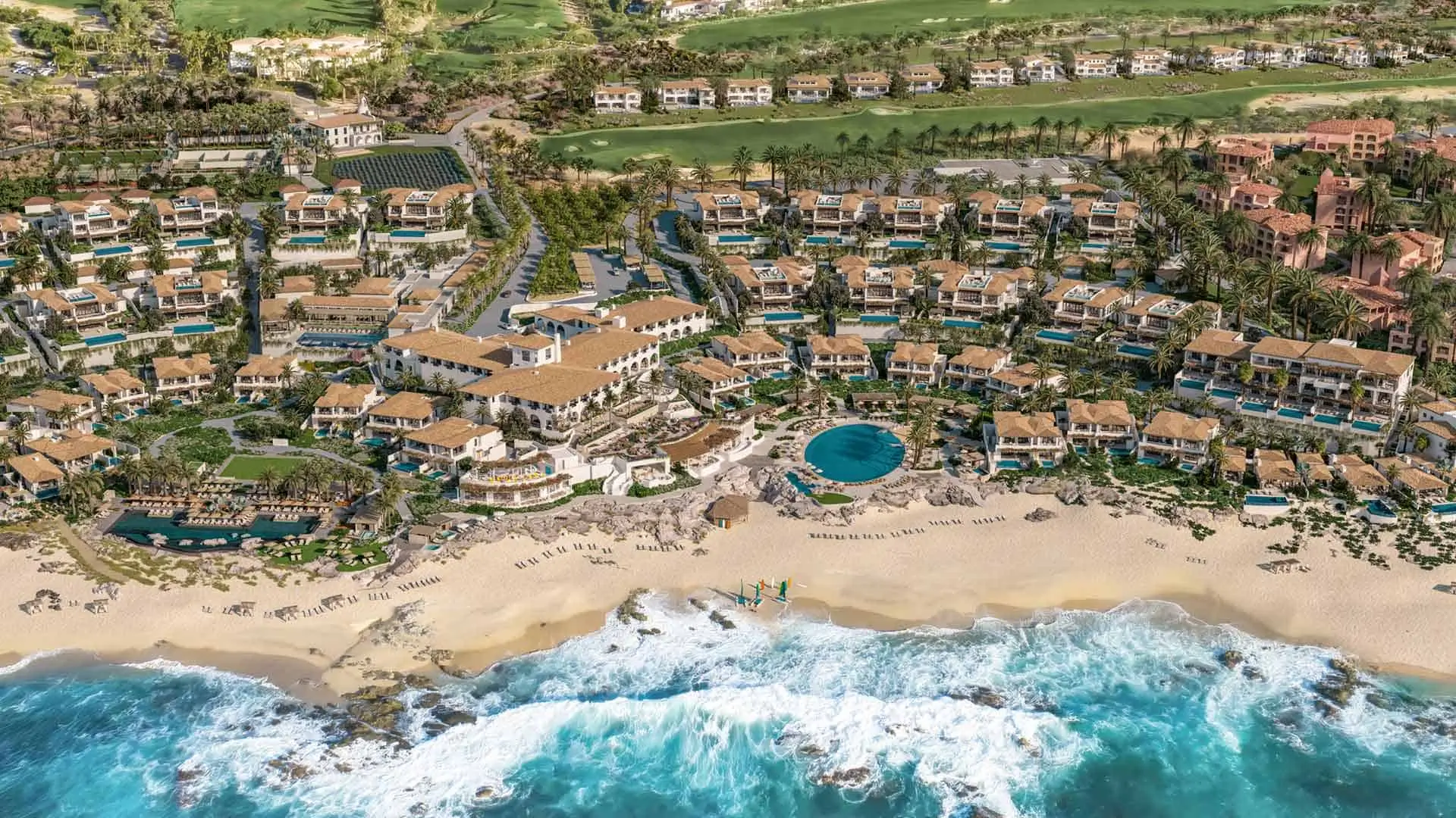 Exclusive Amenities in Chileno Bay