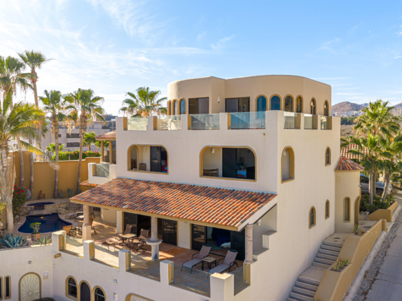 Chileno Bay Misiones Del Cabo Perched above the stunning coastline of Misiones del Cabo, Casa Misiones is a beautifully designed four-bedroom, four-and-a-half-bath residence offering breathtaking – Calle de Acceso sin nombre, Cabo Corridor, BS