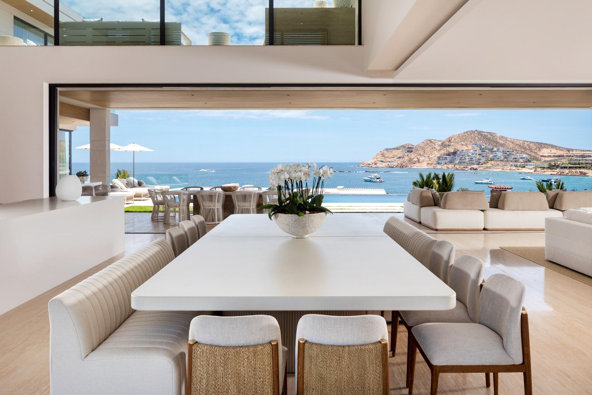 Chileno Bay Chileno Bay Chileno Point 106 offers a rare opportunity to purchase a pristine turn key estate property in the most desired location at the exclusive Chileno Bay Golf and Beach Club. This one for sale